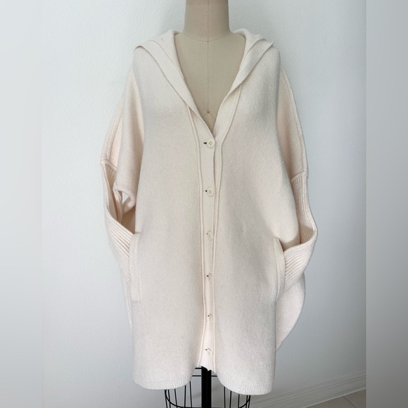 Anthropologie Pilcro Oversized Hoodie Sweater Cardigan Cream Button Front L/XL